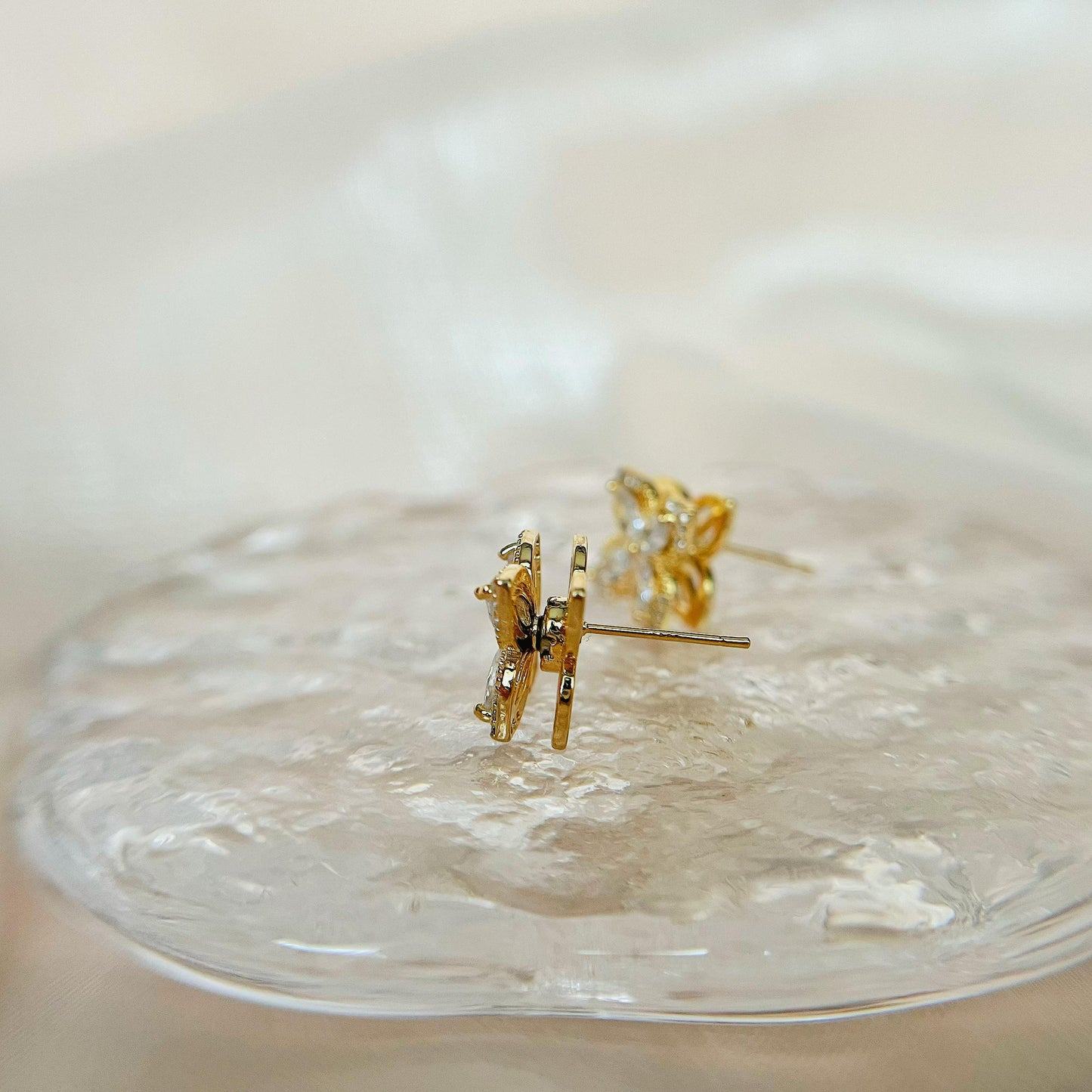 Fortuna Clover Spinner Earrings