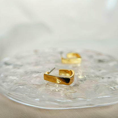 Olivia Quadrate Hoops