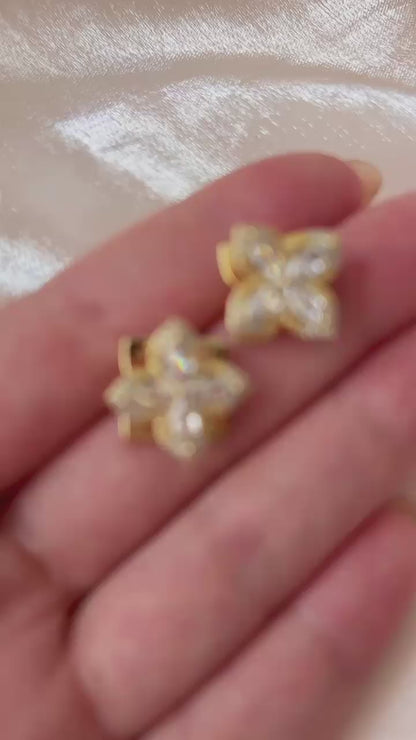 Fortuna Clover Spinner Earrings